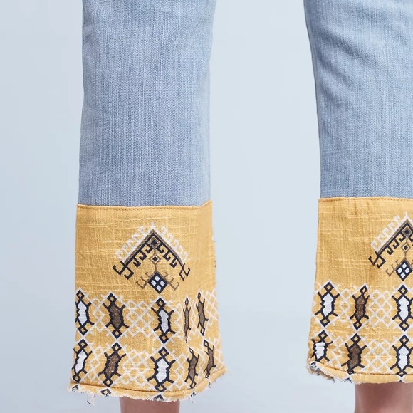 Anthropology Pilcro Hyphen Mid-Rise Boyfriend Bandana Raw Hem Boho Aztec Jeans - Picture 16 of 16